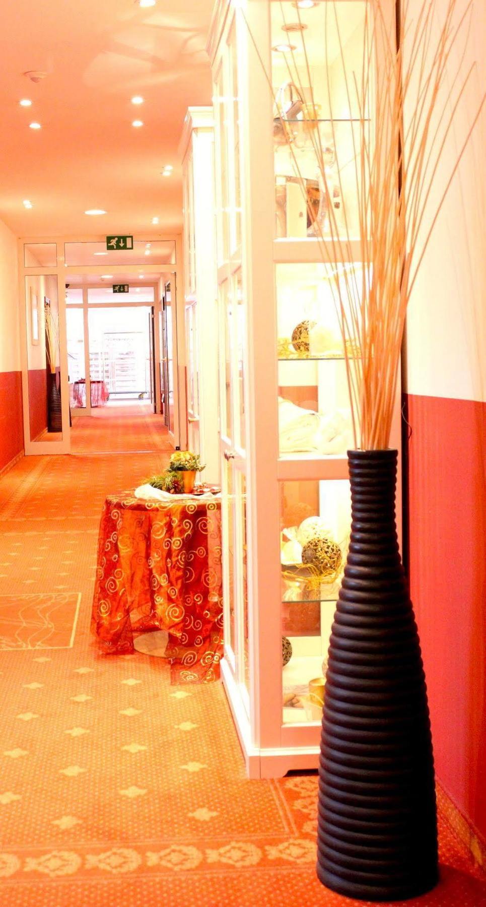 Hotel Villa Gropius Timmendorfer Strand Bagian luar foto