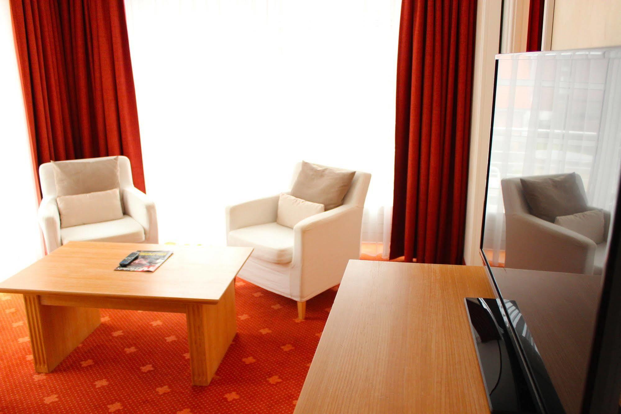 Hotel Villa Gropius Timmendorfer Strand Bagian luar foto