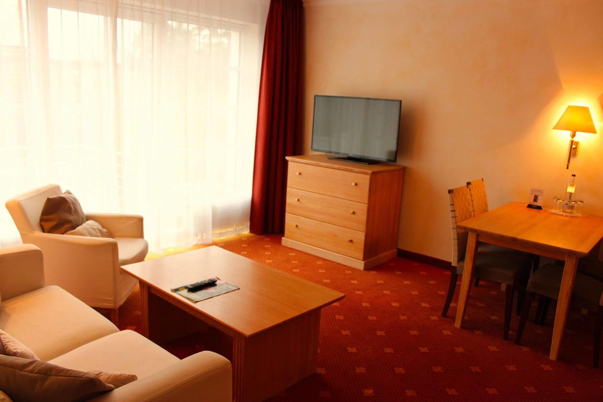 Hotel Villa Gropius Timmendorfer Strand Bagian luar foto